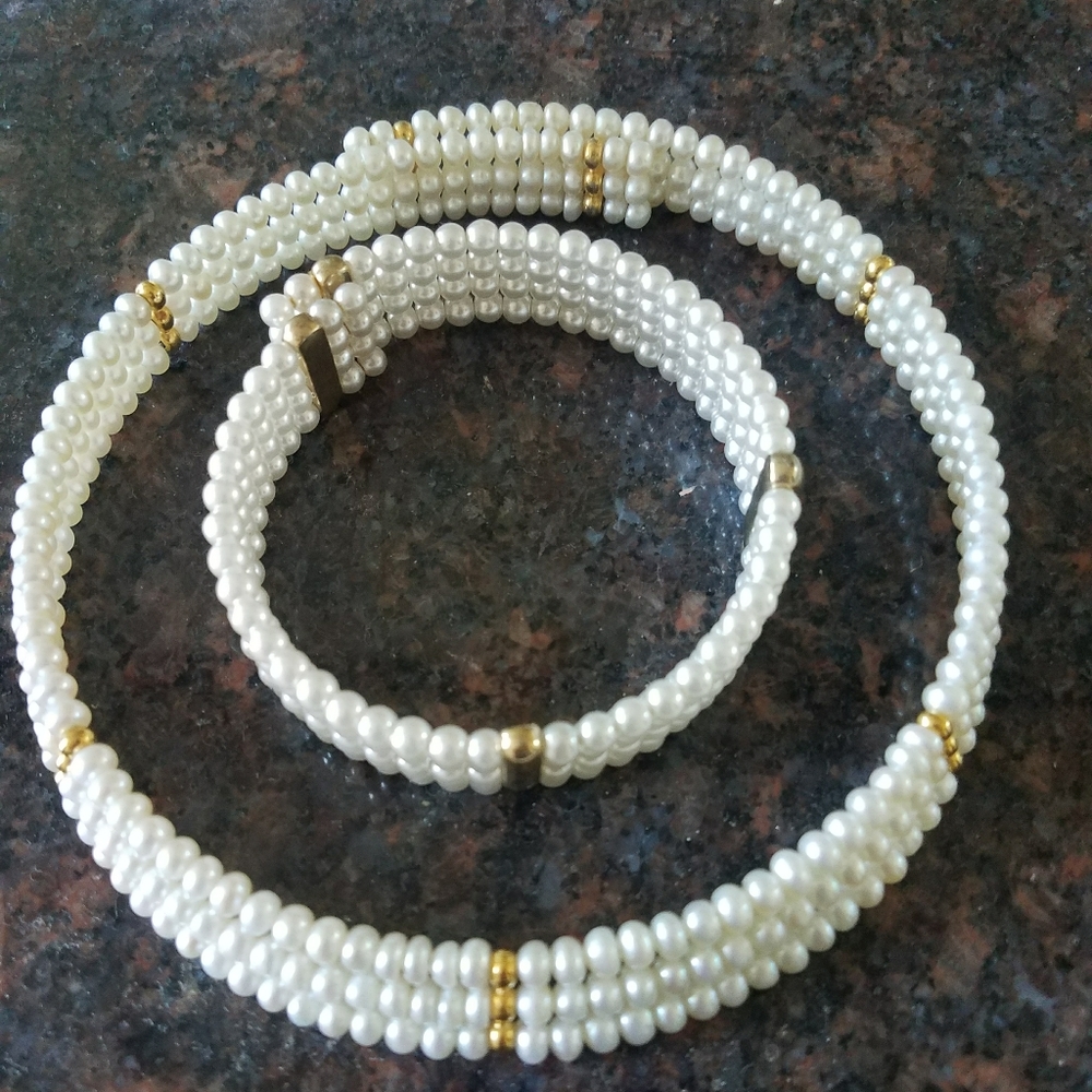 Authentic Fresh water pearl choker & bracelet set